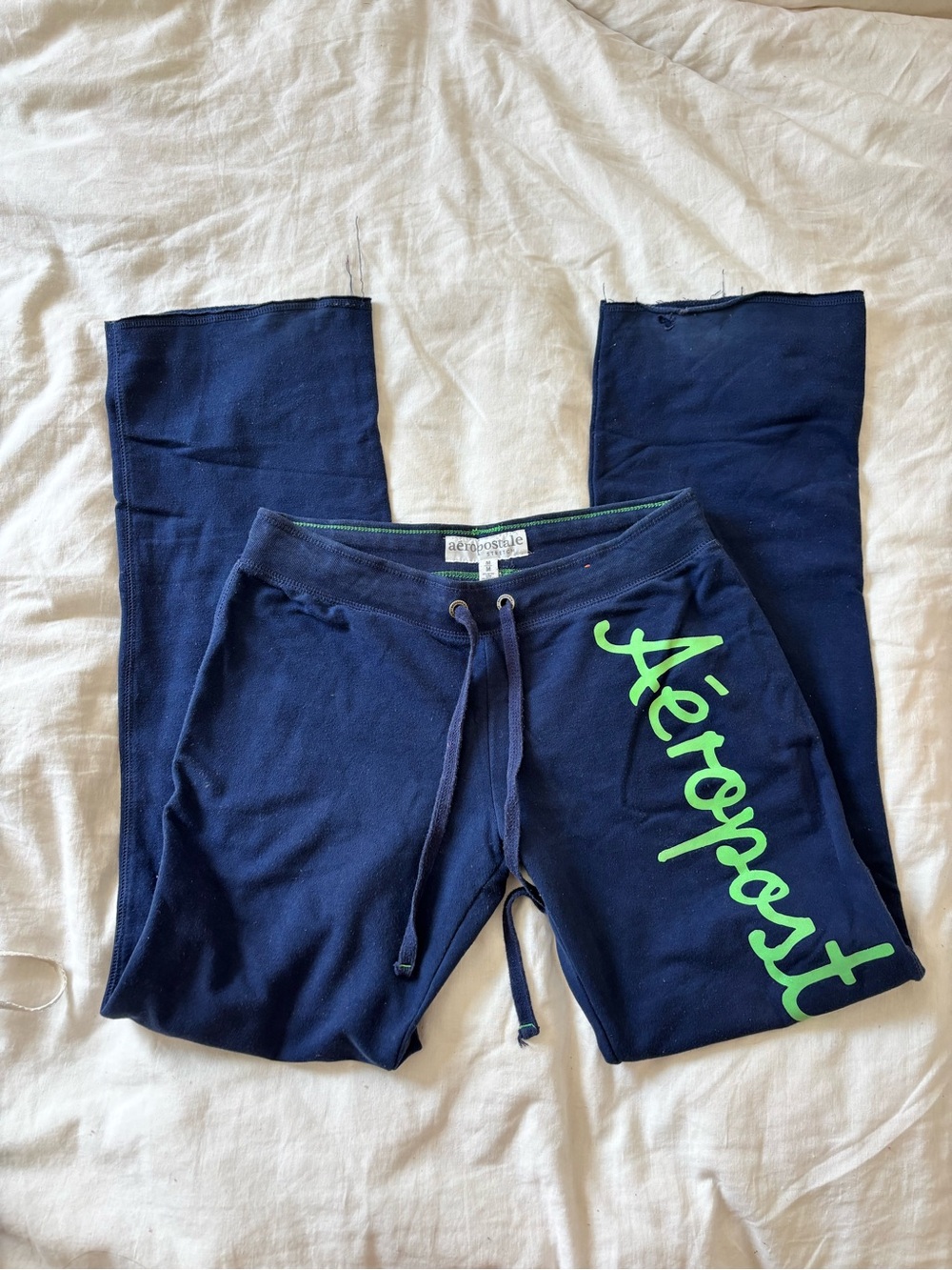 Aeropostale Navy Sweatpants with Lime Green Script Logo